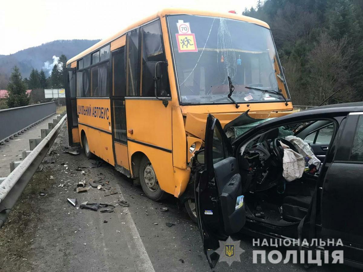 На Львовщине в аварии пострадали дети - Новости Львовщины На Львовщине в аварии пострадали дети - Новости Львовщины