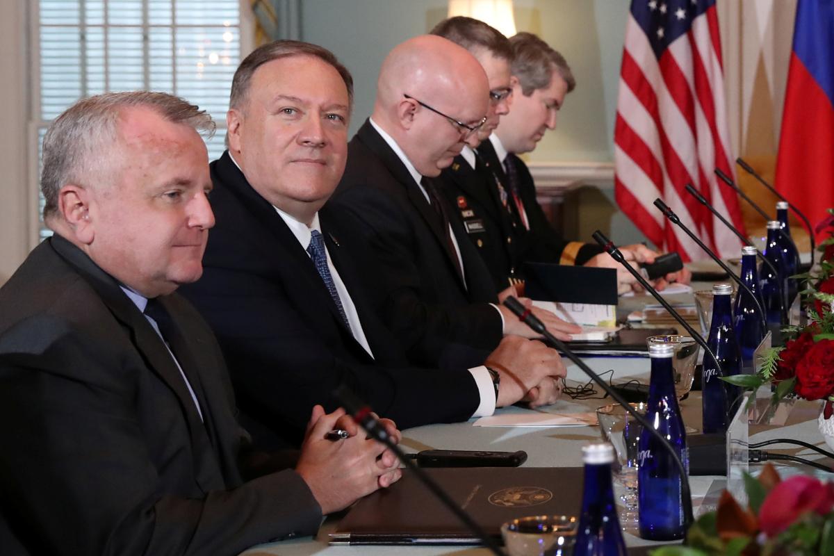 Сегодня Сергей Лавров встретился с Майком Помпео