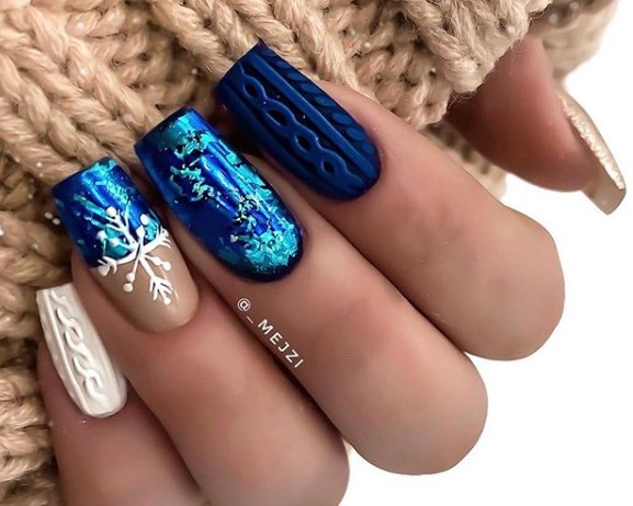 Вязаный маникюр свитер 2020