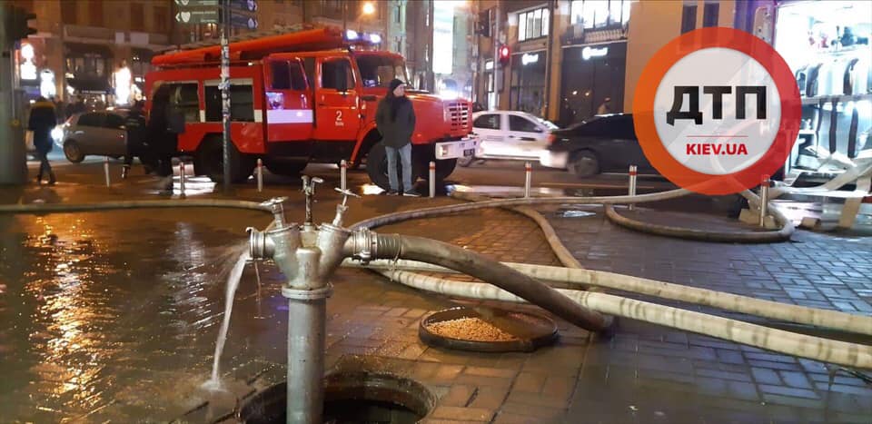 В центре Киева горел ресторан В центре Киева горел ресторан