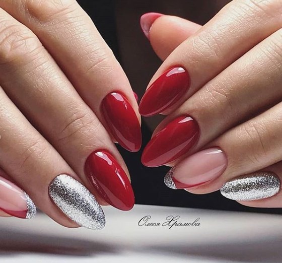 Серебряный маникюр зима 2020