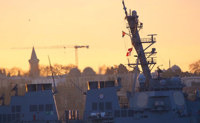 Эсминец США в Черном море