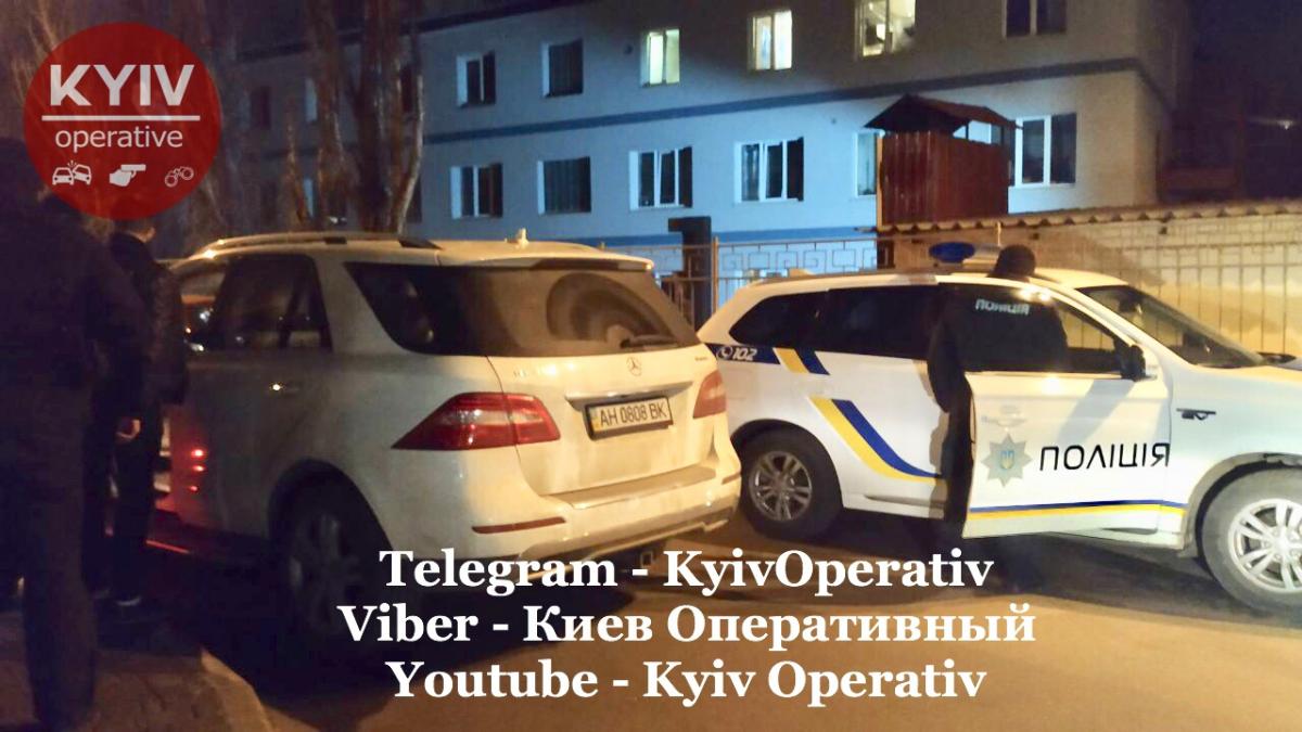 Копам удалось заблокировать авто беглеца Копам удалось заблокировать авто беглеца