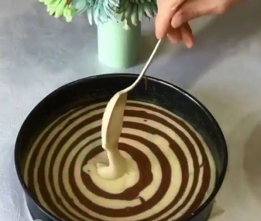 Торт Зебра абсолютно не проблема испечь в мультиварке