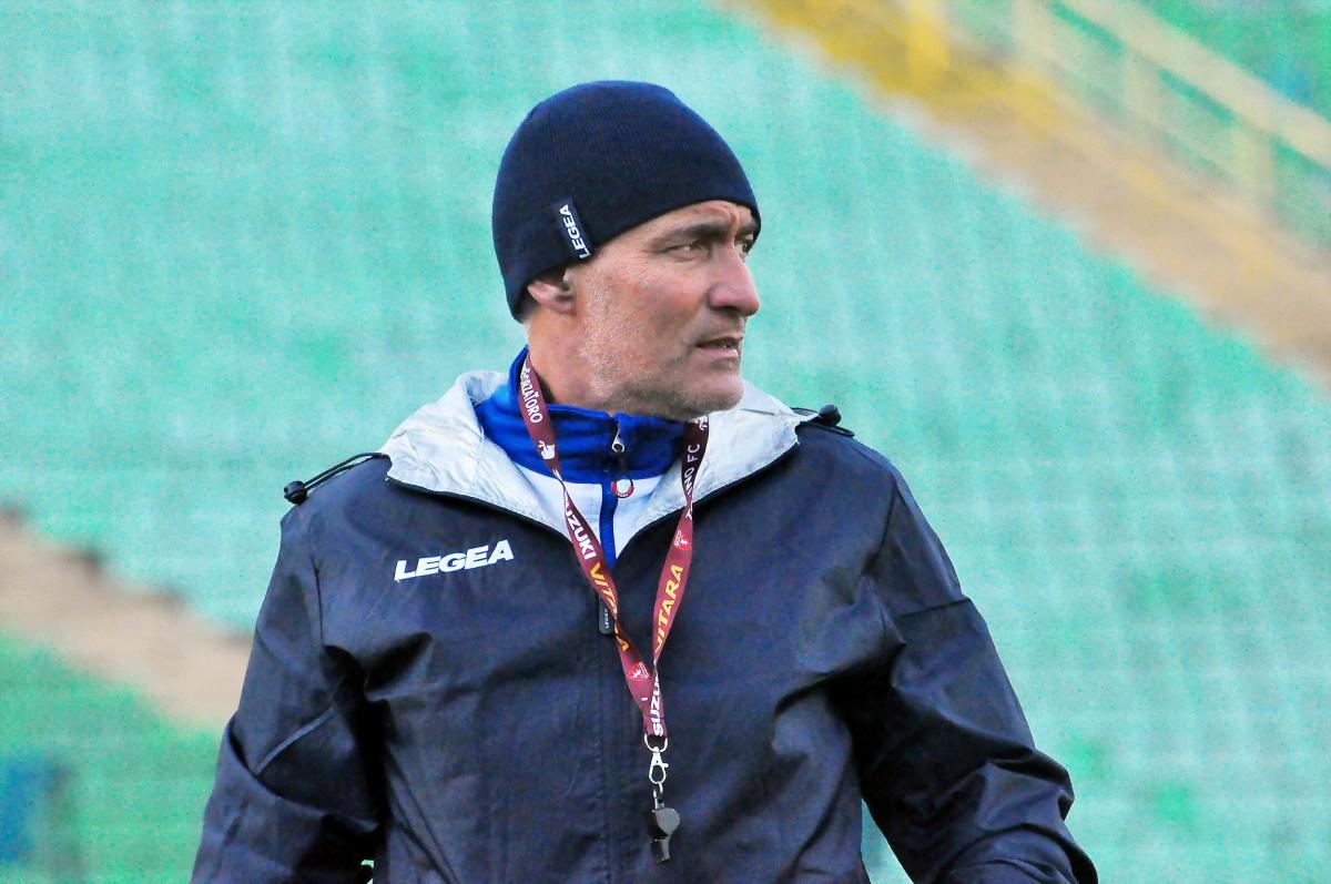Экс-тренер сборной Украины уехал в Россию