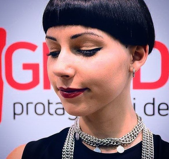 Стрижка bowl cut 2020 