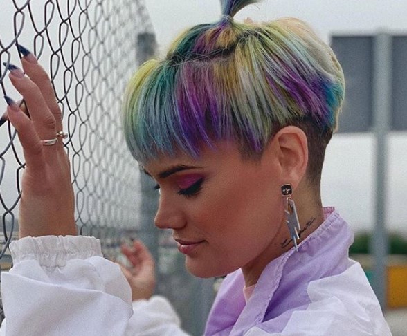 Стрижка bowl cut 2020 