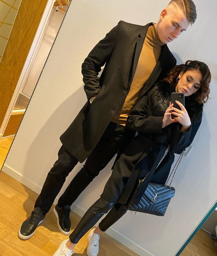 Девушка Лунина