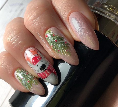 Новорічний манікюр 2020