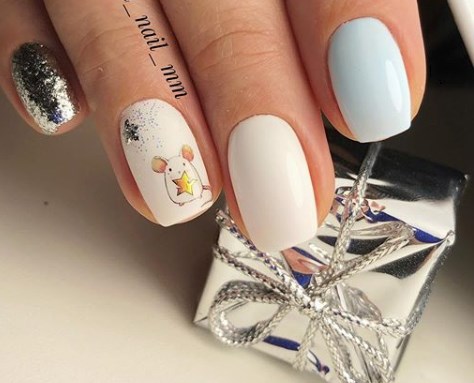 Новорічний манікюр 2020