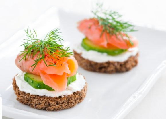 Канапе с лососем 