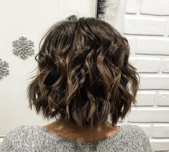 Новогодние прически на короткие волосы