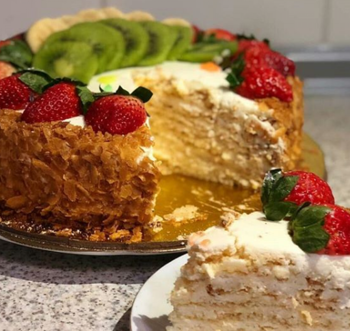 Торт Медовик - рецепт приготовления на сковороде пошагово с фото