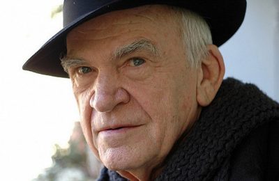 Изгнанному чешскому писателю спустя 40 лет вернули гражданство: документ