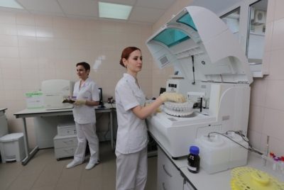 Украинцы стали чаще покупать медицинскую страховку