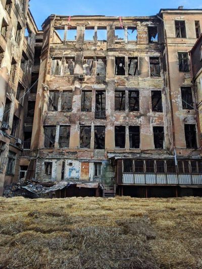 На месте пожара в одесском колледже произошел обвал