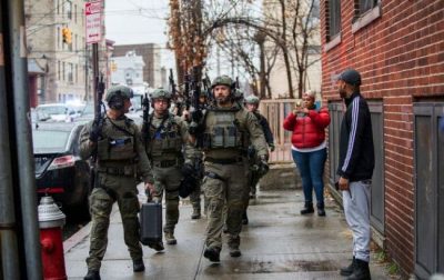 Кровавая бойня в США: погибли коп и 5 гражданских