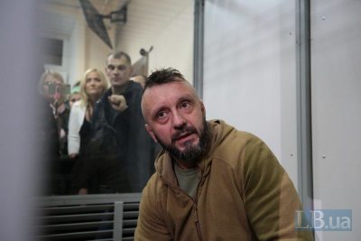 Суд арестовал Андрея Антоненко (Риффмастер) Суд арестовал Андрея Антоненко (Риффмастер)