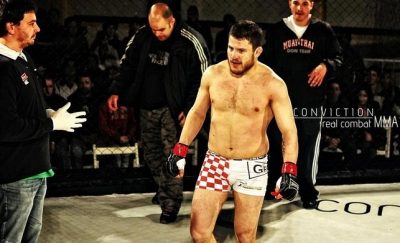 Аргентинский боец победил за 9 секунд, не нанеся ни одного удара