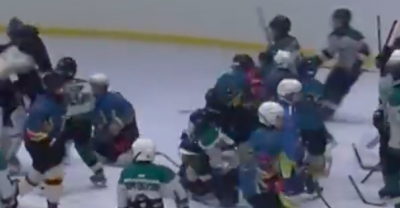В Одессе 11-летние хоккеисты устроили массовое побоище