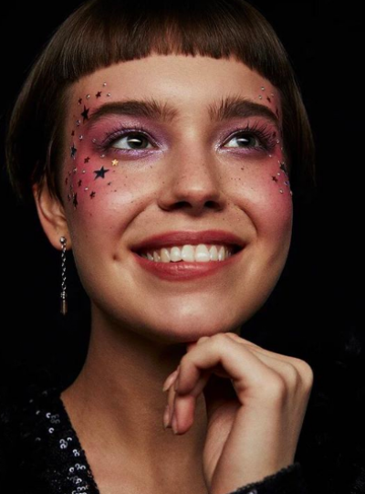 Макияж на Новый год 2020 под цвет глаз: как стать звездой вечеринки