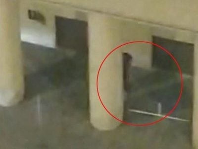 У стрелка с Лубянки нашли символику националистического движения / Фото: кадр из видео У стрелка с Лубянки нашли символику националистического движения / Фото: кадр из видео