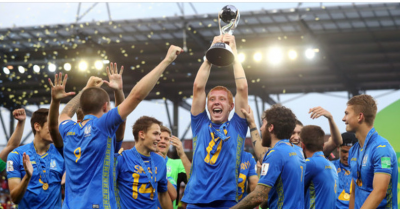 Ефим Конопля (с кубком)