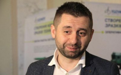 'Немає жодної людини проти': 'слуги народу' визначилися із наступником Рябошапки 'Немає жодної людини проти': 'слуги народу' визначилися із наступником Рябошапки