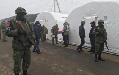 Обмен на Донбассе: пленных опрашивает Красный Крест