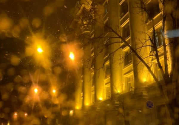 Киев и Ужгород присыпал первый снег, опубликованы фото и видео