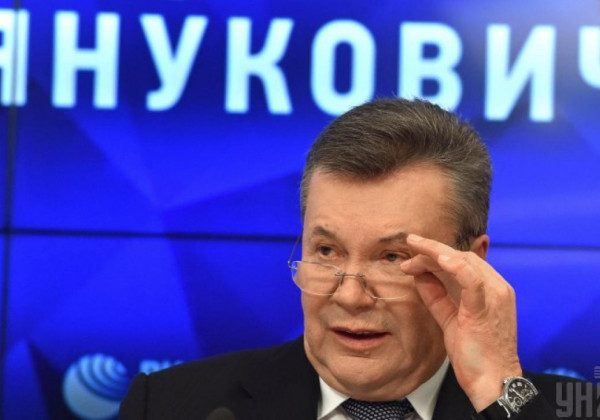 Президент Зеленський перед парадом на Майдані потролив Януковича