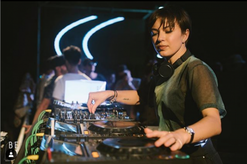 Опубликованы фото с выступления жены Лещенко Dj Nastya в Москве