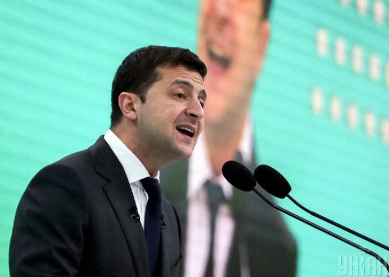 "Туфли и костюм не испачкаете": Зеленский приструнил Соловьева и позвал того на Донбасс