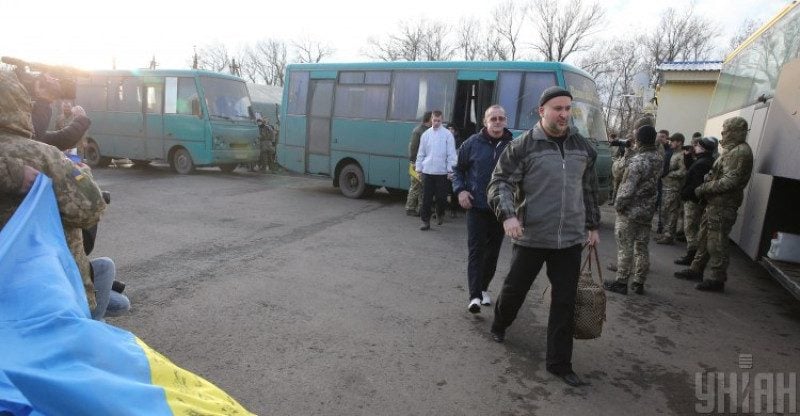 Сидят "за тероризм и шпионаж": кто из украинцев остался в плену сепаратистов - список