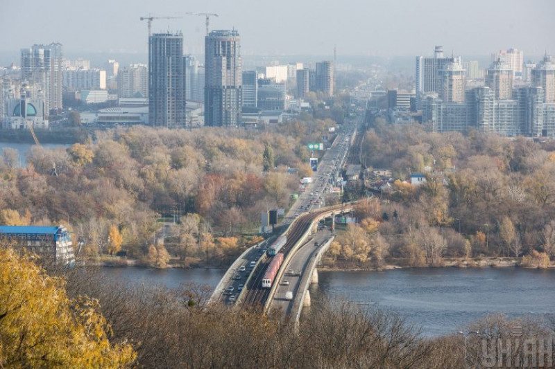 У Києві замінували міст Метро: у поліції розповіли деталі