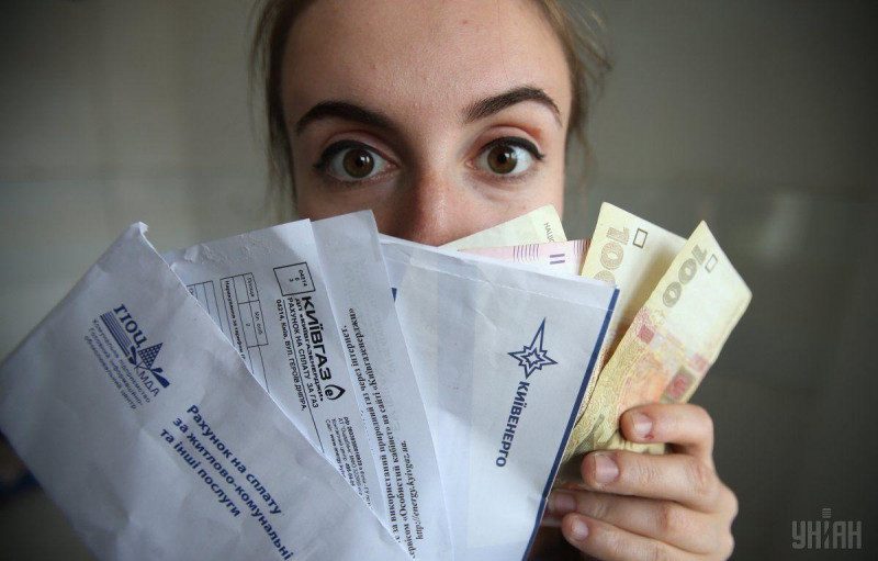 Штрафы за батареи на балконах и магниты на счетчиках: в Украине создают новую "кормушку"
