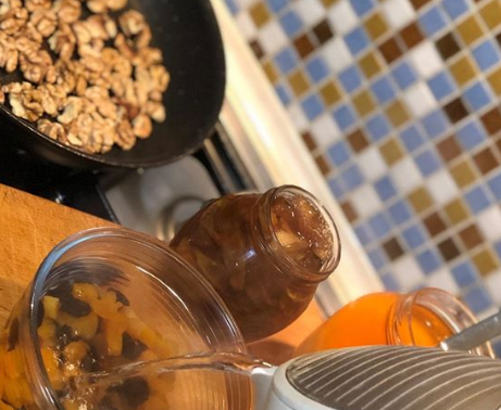 Кутя в мультиварці готується на режимі Тушкування Кутя в мультиварці готується на режимі Тушкування