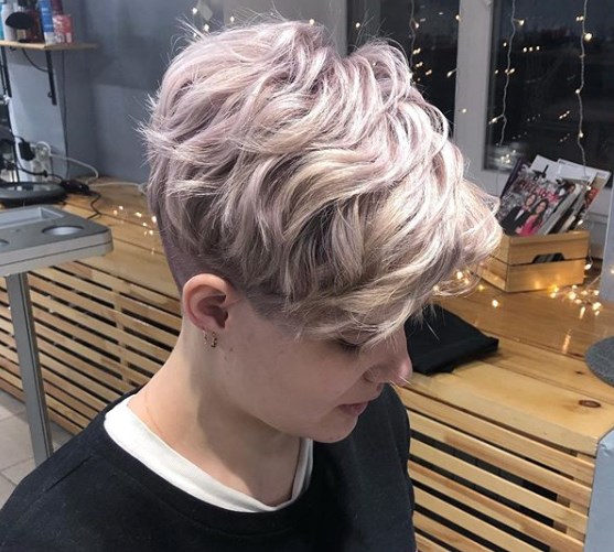 Модные прически 2020