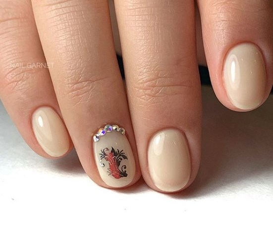 Модный маникюр 2020