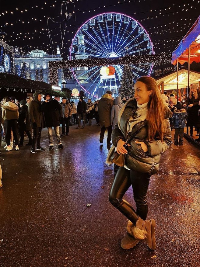 Стюардесса Екатерина Статник