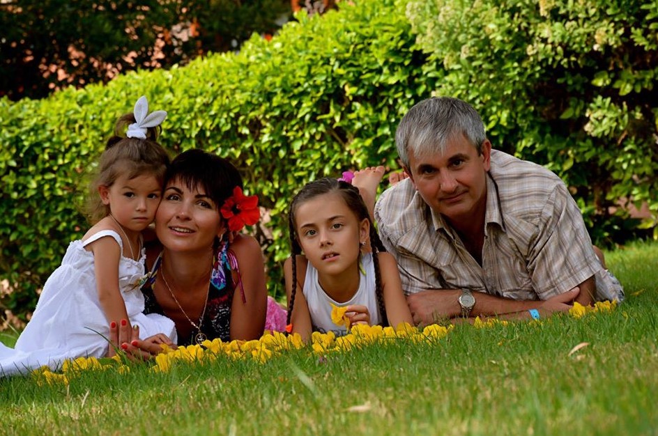 Пилот Владимир Гапоненко с семьей