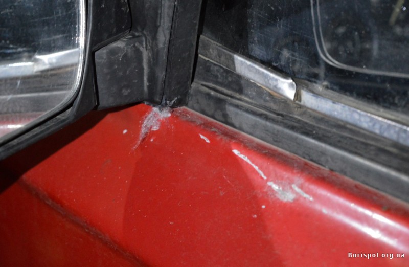 В Борисполе чиновницу подстрелили из арбалета