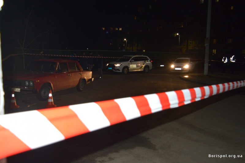 В Борисполе чиновницу подстрелили из арбалета