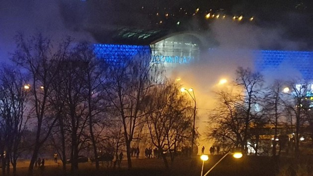 ТРЦ Ocean Plaza затопило горячей водой / Фото: Евгений Опанасенко