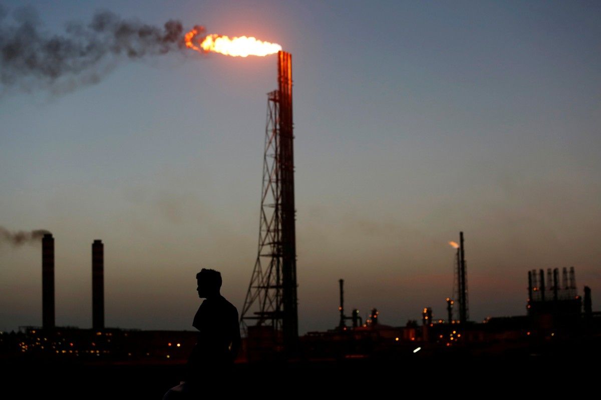 Нефть, вышка Нефть, вышка