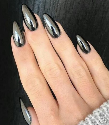 Черный маникюр 2020