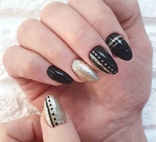 Черный маникюр 2020