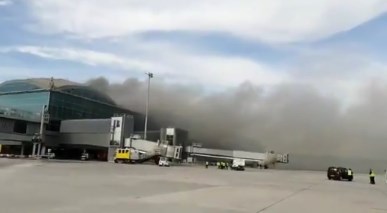 В Испании горит аэропорт Аликанте