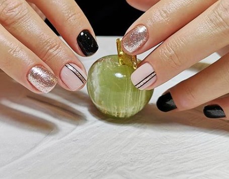 Маникюр на короткие ногти 2020