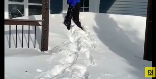 В Канаде выпало почти три метра снега